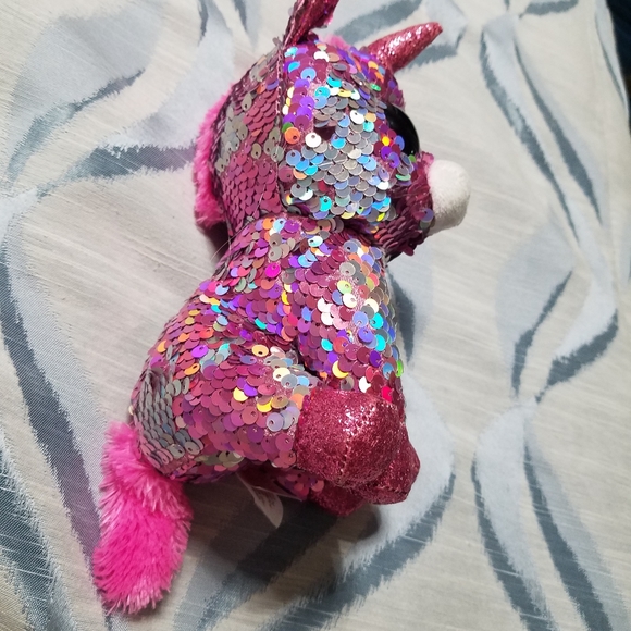 Ty Flippables™ Sparkle Pink Sequin Unicorn, Regula - Picture 4 of 11